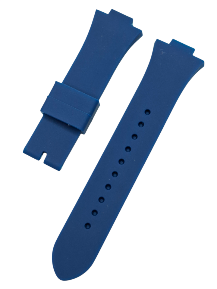 Guess Bayan U0452L3 Modeli Lacivert Silikon Saat Kordonu